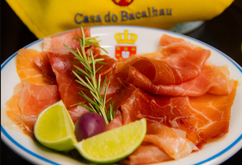 Presunto Jamon com Pão Caseiro